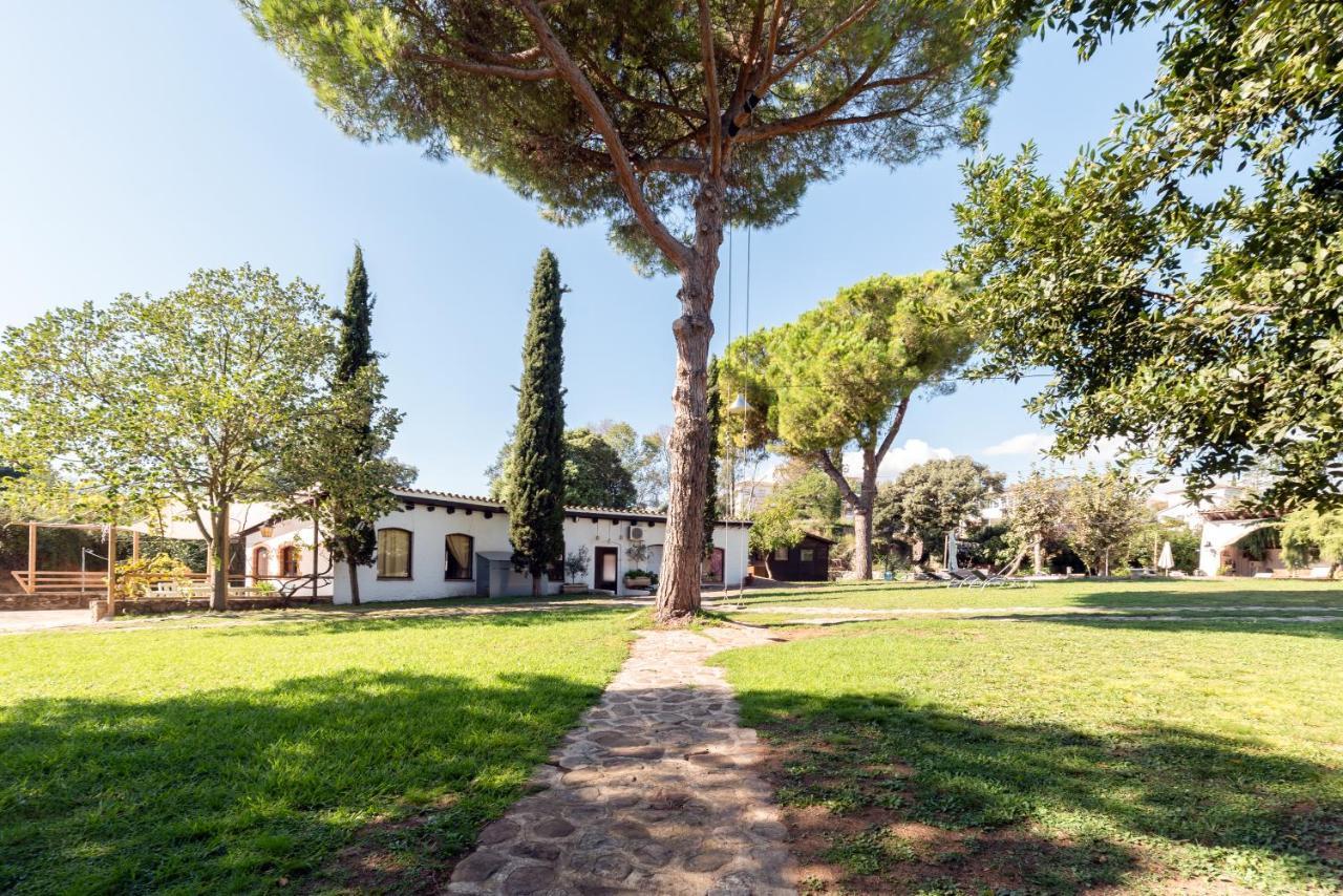 Masia Can Manent Del Bosc S XVIII Santa Eulalia de Ronsana Exterior photo